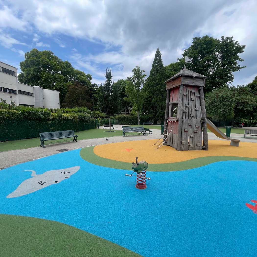 Aire de jeux pour enfants 2